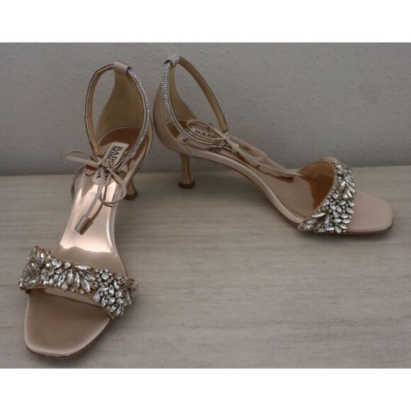 Badgley Mischka Women Sz 6.5 Nude Satin Blossom Ankle Tie Embellished Sandal - Picture 6 of 16